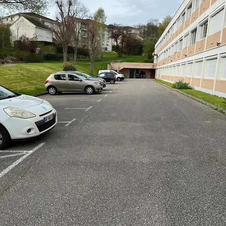 Apartment Le Vallon Saint Hilaire, Parking Gratuit Rouen