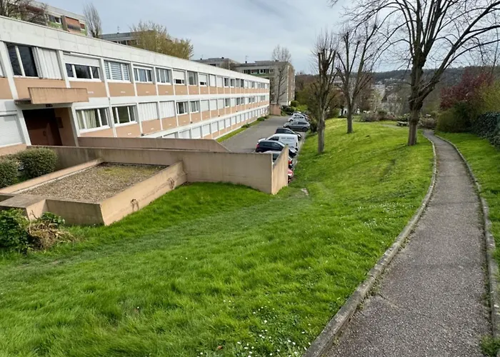 Le Vallon Saint Hilaire, Parking Gratuit * Rouen