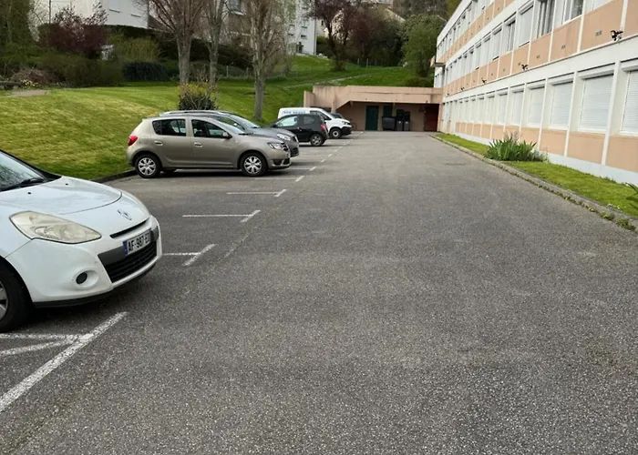 Apartment Le Vallon Saint Hilaire, Parking Gratuit Rouen